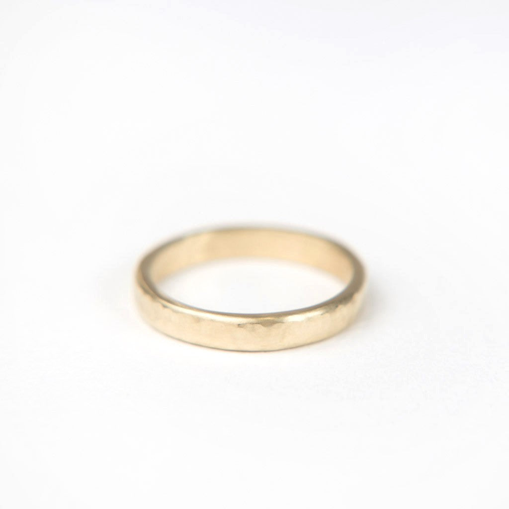 Black Barc - Hammered Thin Band - 14k Yellow Gold - Size 5.5