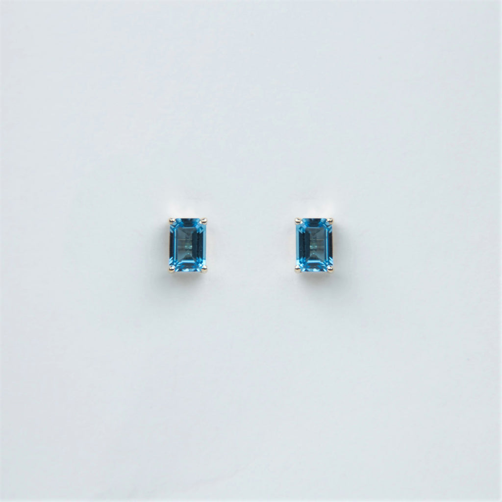 Suzanne Kalan - 14k Gold Emerald Cut Post Earrings - Swiss Blue Topaz
