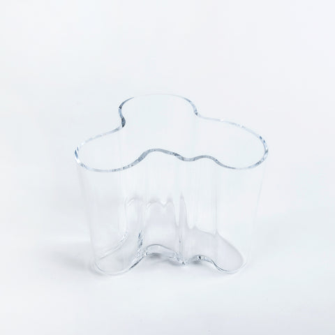 alvar aalto vase 4.75" high clear glass