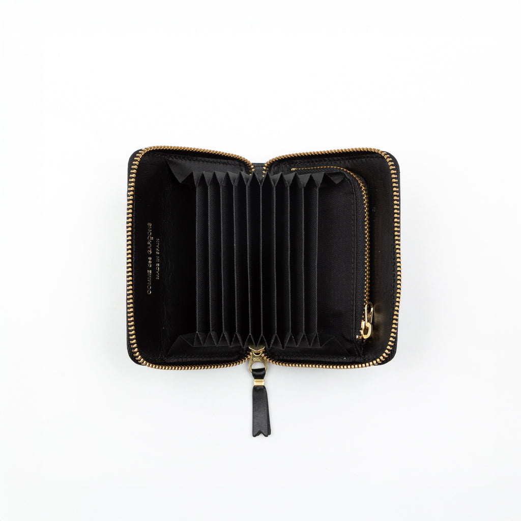 Comme des Garcons Wallets - Classic - SA2110 Medium Multi Pocket Wallet