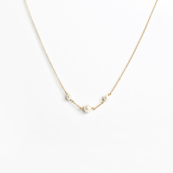 Carla Caruso - Petite Linear Pearl Necklace