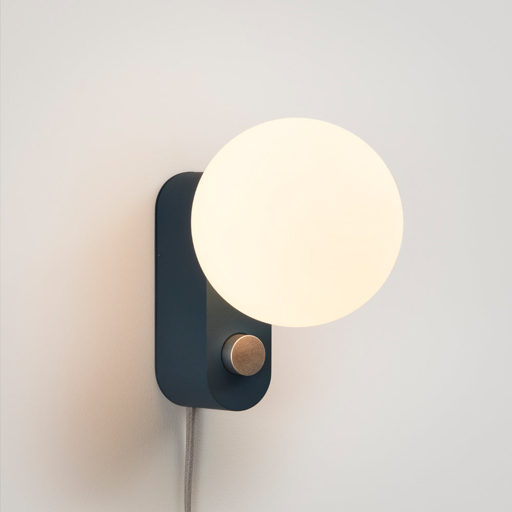 Alumina Table / Wall Lamp