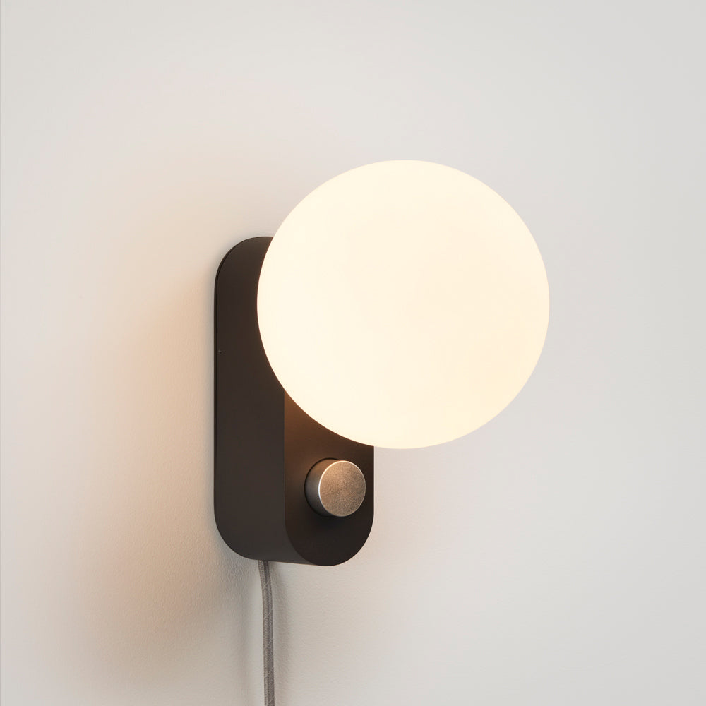 Alumina Table / Wall Lamp