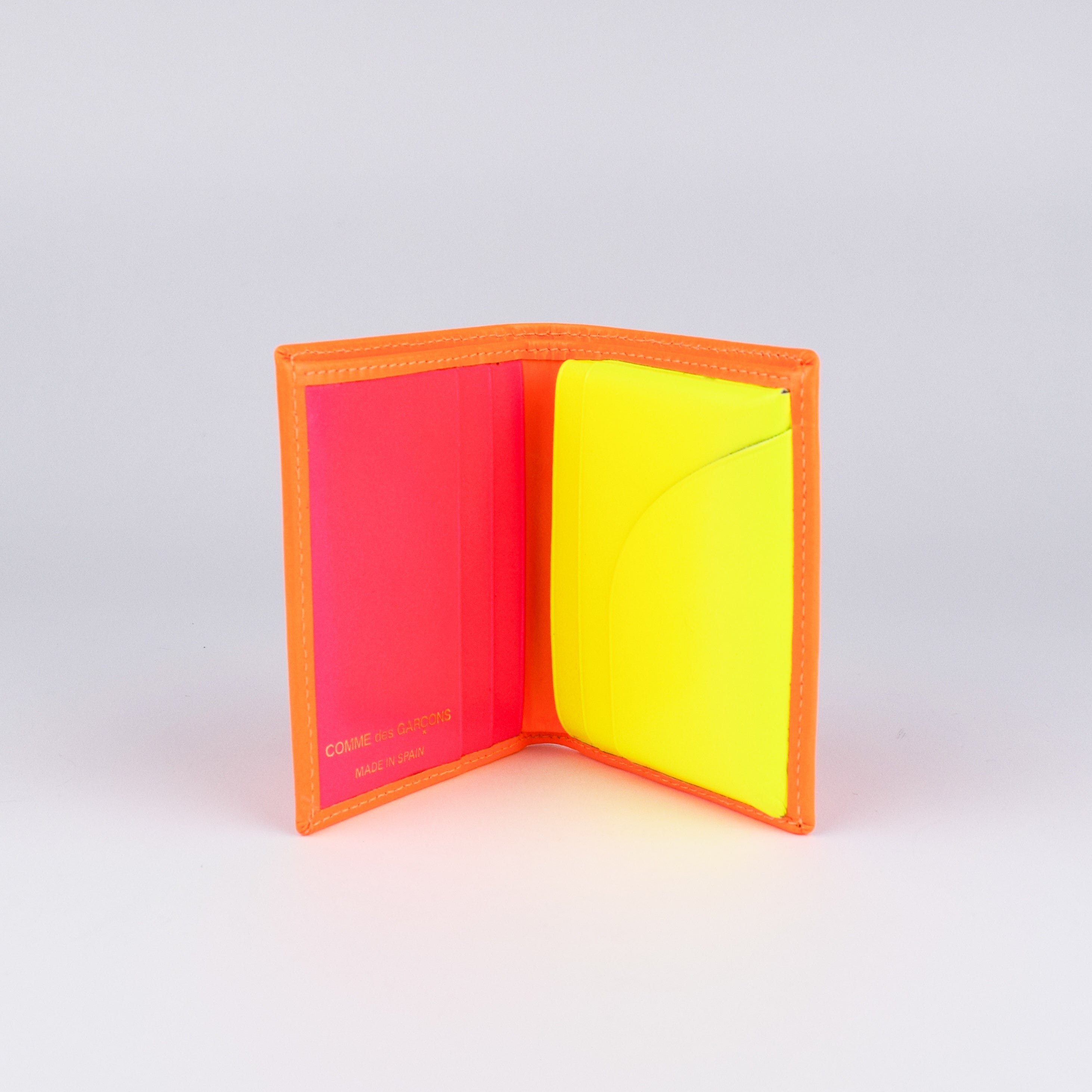 Comme des Garcons Wallets - Super Fluo - SA0641 Bi-Fold Wallet – Canoe