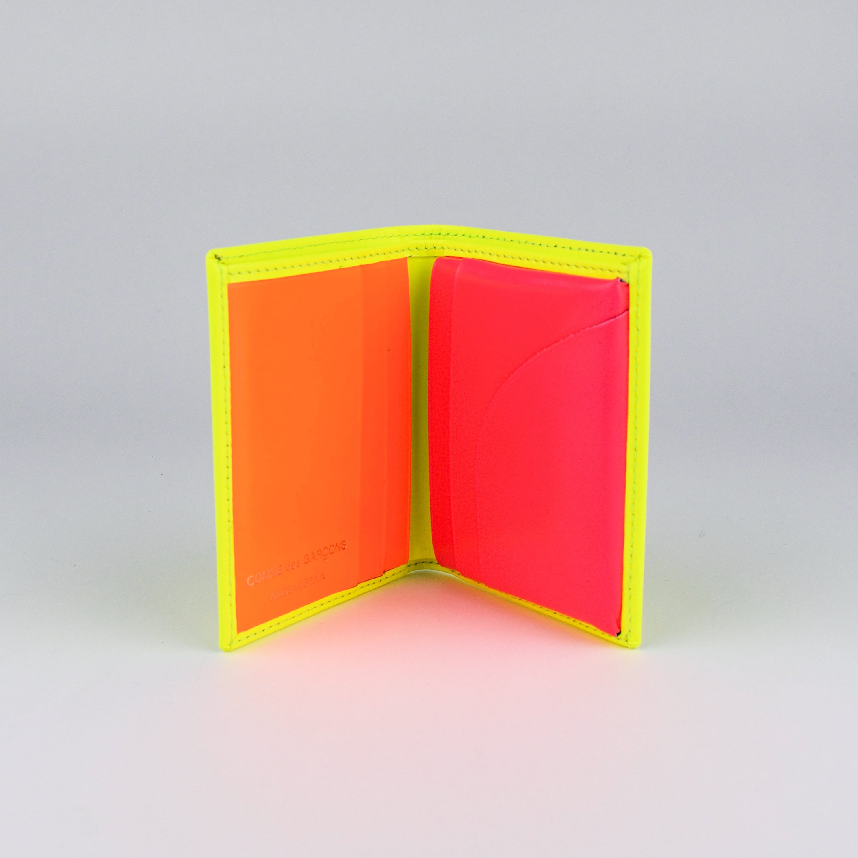 Comme des Garcons Wallets - Super Fluo - SA0641 Bi-Fold Wallet – Canoe