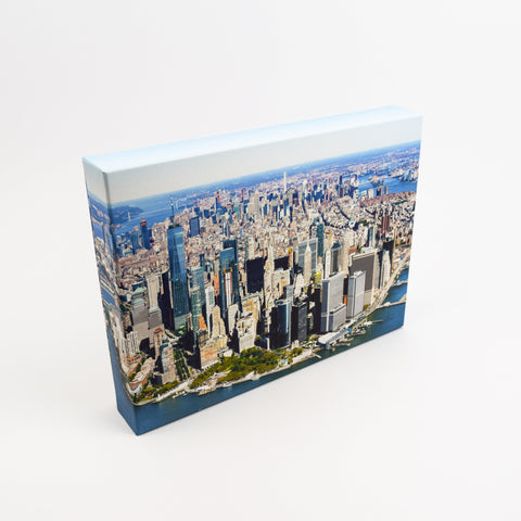 Photo puzzle box of a cityscape on a white background
