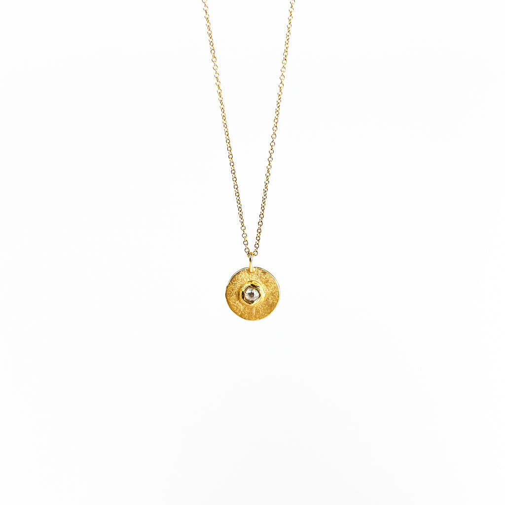 Elle Naz - Disc Necklace with Diamond