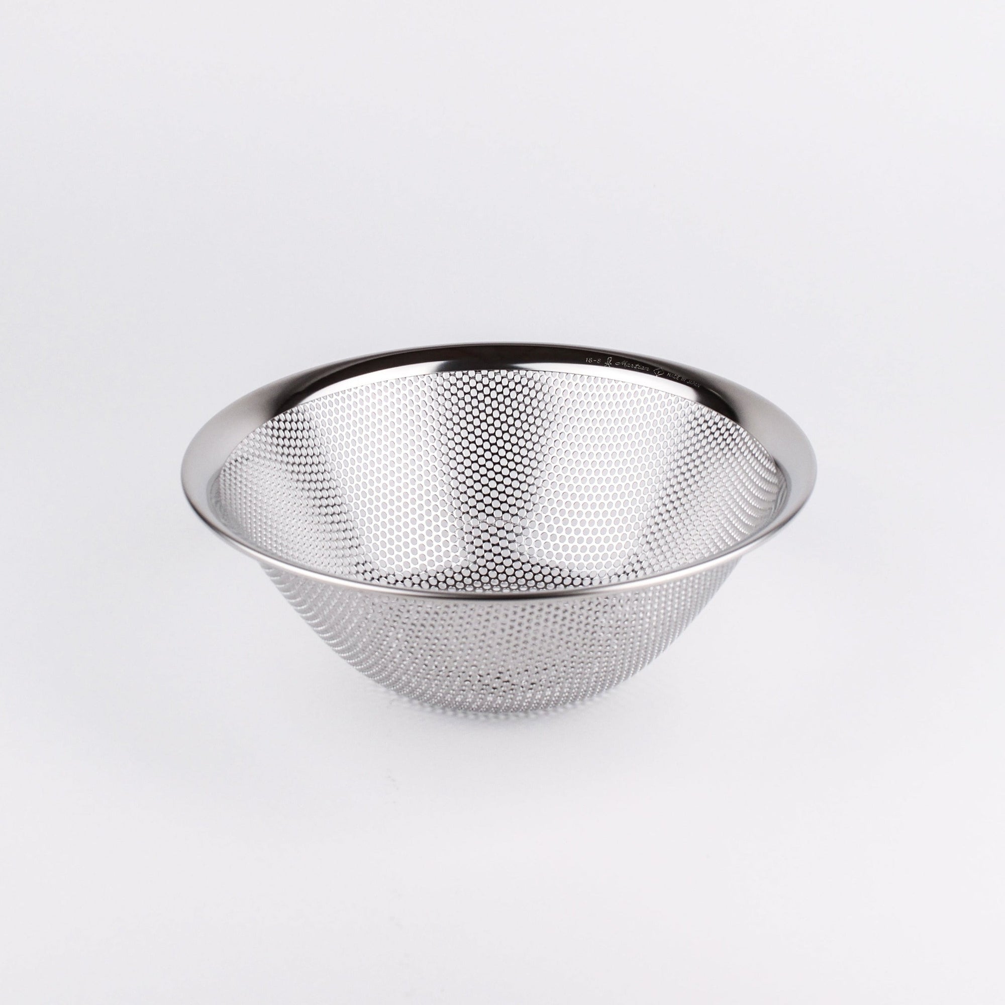 Sori Yanagi Bowls &amp; Strainers - Medium Strainer
