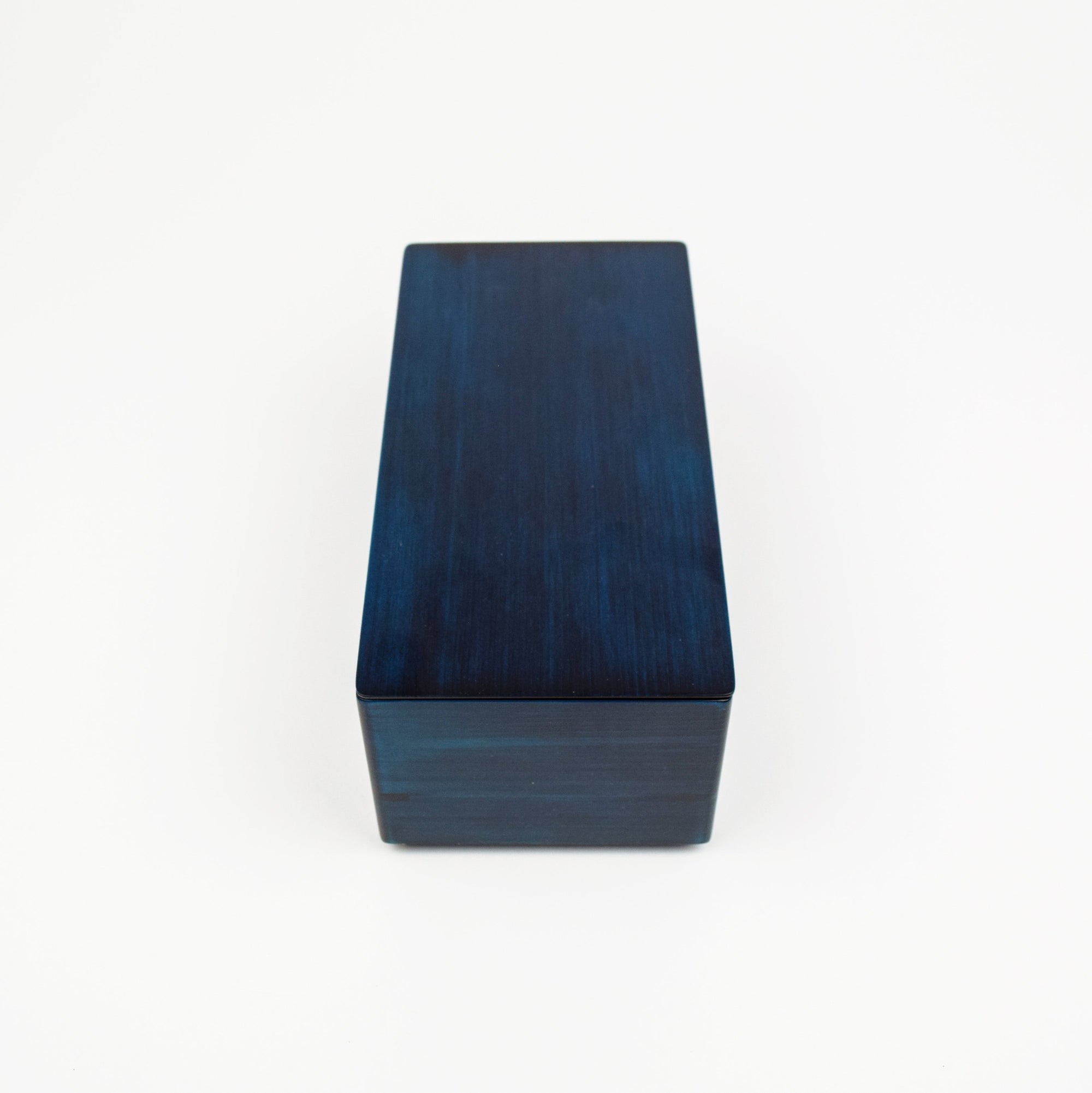 Blue rectangular box on a white background