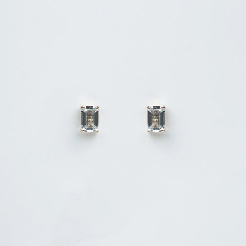 Suzanne Kalan - 14k Gold Emerald Cut Post Earrings - Green Amethyst