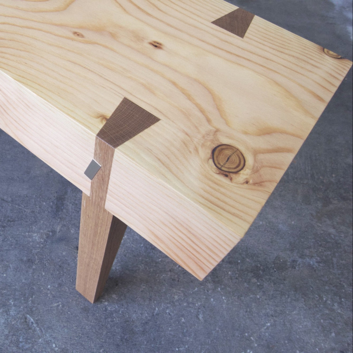 Cassette Plank Benches